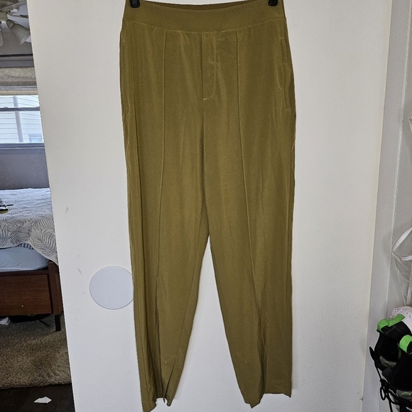 EUC Athleta Vienna Slim Pant Tapestry Gold Mustard - Picture 2 of 15